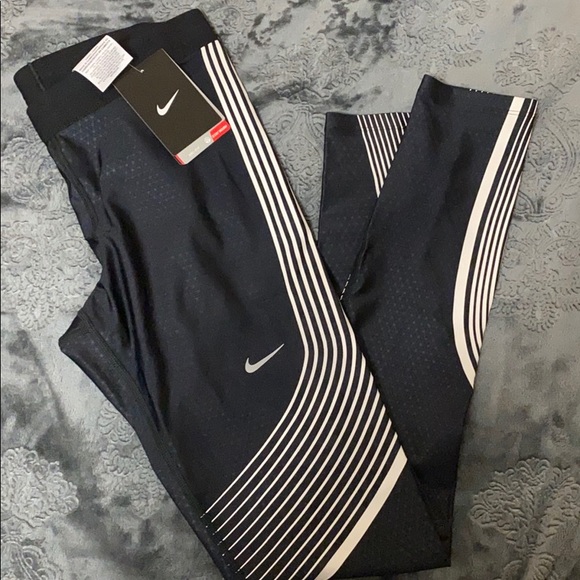 Nike running tights - Picture 1 of 11